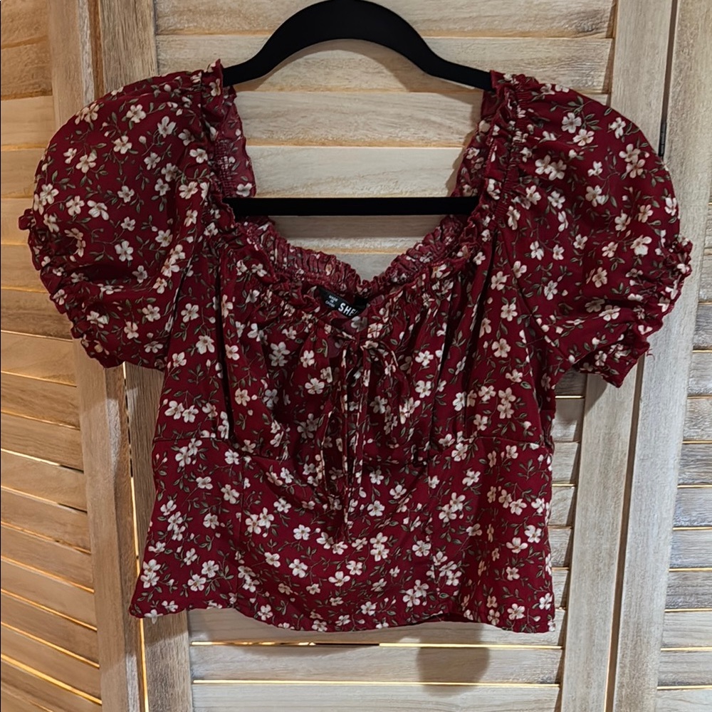 SHEIN Red Puff Sleeve Crop Blouse